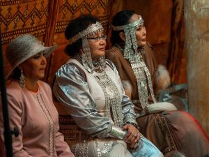 Айсен Николаев выступил на конференции, посвященной древнетюркской письменности