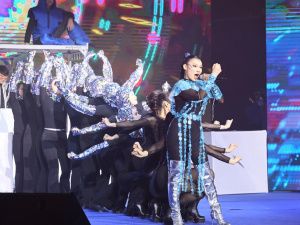 Фоторепортаж: яркие моменты фестиваля «Муус Устар — 2024» в Якутске