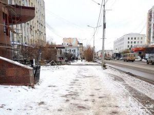 Сардана Авксентьева: нужно искать новые методы уборки льда и снега