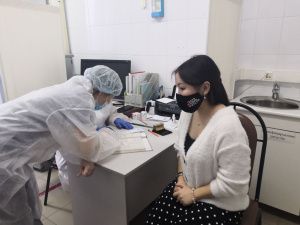 Вакцинация от COVID-19 началась для артистов Театра юного зрителя, Театра Олонхо и Филармонии Якутии 