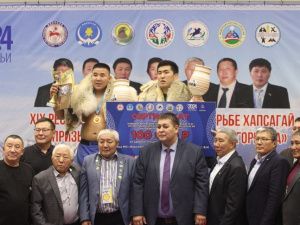 Борцы Тимур Николаев и Никита Софронов завоевали титулы абсолютных чемпионов турнира Ноговицыных