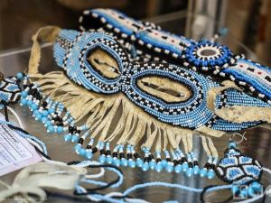 Фоторепортаж: одежда и украшения народов Севера на выставке «Мир Арктики»