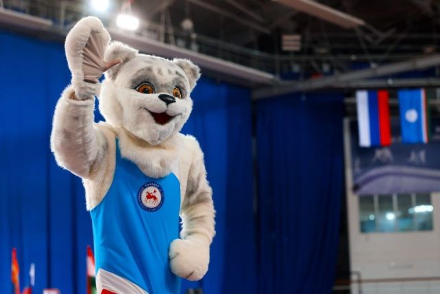 В Якутске состоялось торжественное открытие турнира по вольной борьбе памяти Романа Дмитриева