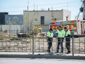 Сардана Авксентьева проверила ремонт столичных дорог