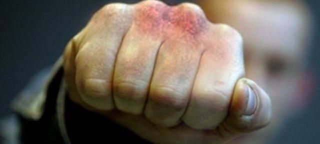 Пожаловалась на мужа: Мужчина убил незнакомца из-за жалоб первой встречной женщины