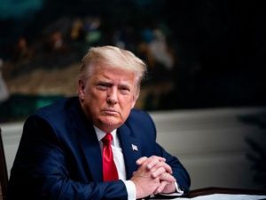 Трамп: "Непереизбранному диктатору Зеленскому лучше поторопиться..."