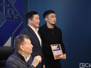 Кикбоксеров Якутии наградили за успешное выступление на чемпионате России