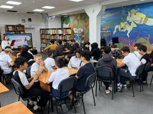 Команда креативного пространства для подростков «УРАСА» провела квиз в рамках XVI городского фестиваля «Летний позитив»  