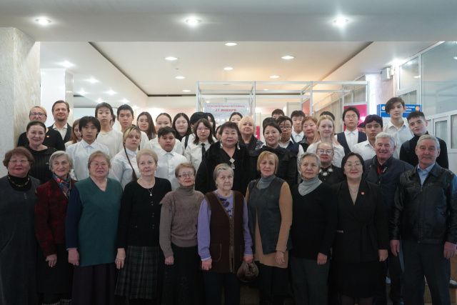 В ДДН открылась выставка, посвященная памятным датам истории 