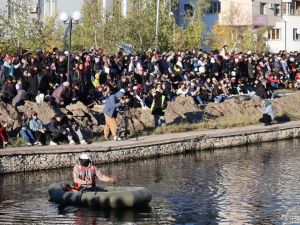 Якутский иллюзионист Алексей Гольдеров прокомментировал свой трюк на Теплом озере