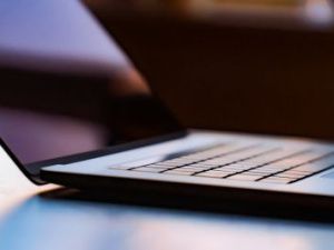 Безработный житель Якутии украл ноутбук из магазина