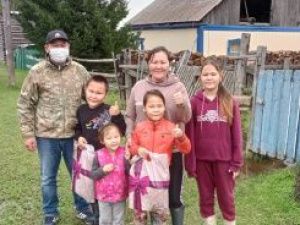 Администрация Хангаласского улуса поддержала акцию «Собери ребенка в школу»