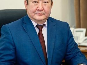 Бывший якутский градоначальник продавал горожанам молочную продукцию с истекшим сроком годности