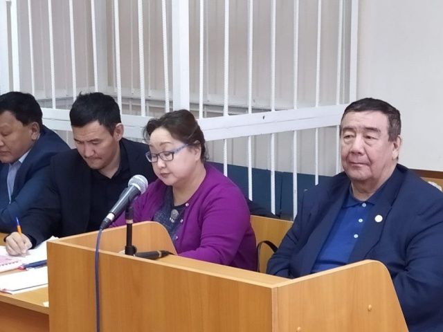 В Якутске возобновился суд над экс-депутатами Уаровым и Саввиным
