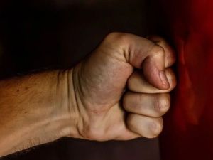 21-летний молодой человек обвиняется в убийстве 55-летнего собутыльника