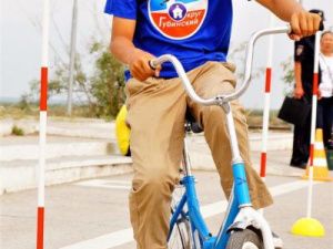 Команда Губинского округа стала призером городской велоэстафеты «Дорожный лабиринт»