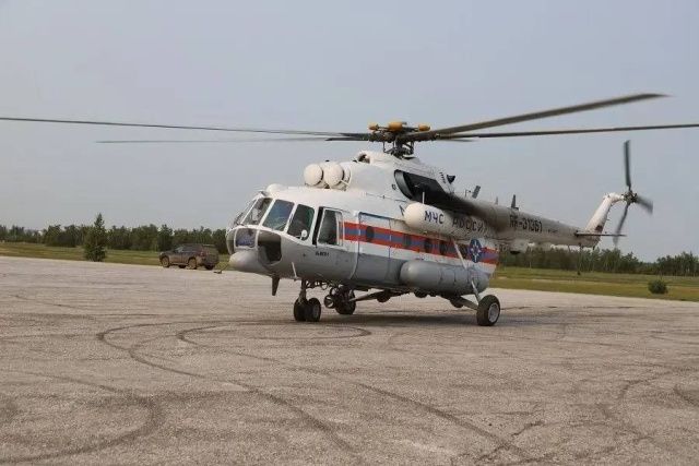 К поискам пропавших на реке Лене рыбаков в Кобяйском улусе подключили вертолет