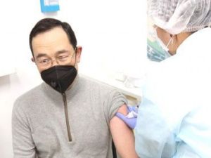 Глава Якутии: после вакцинации от коронавируса самочувствие хорошее