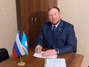 Ударил ребенка: Почему депутата уволили из МВД