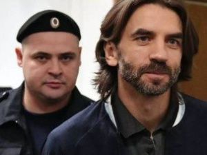 Суд взыскал с Абызова 32,5 миллиарда рублей