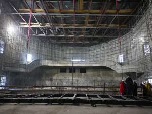 В Арктическом центре  начали монтаж оборудования сцены филармонии