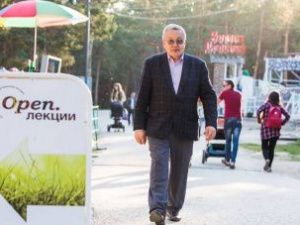 «Open. лекции»: философ СВФУ рассказал о проблеме провинциального мышления