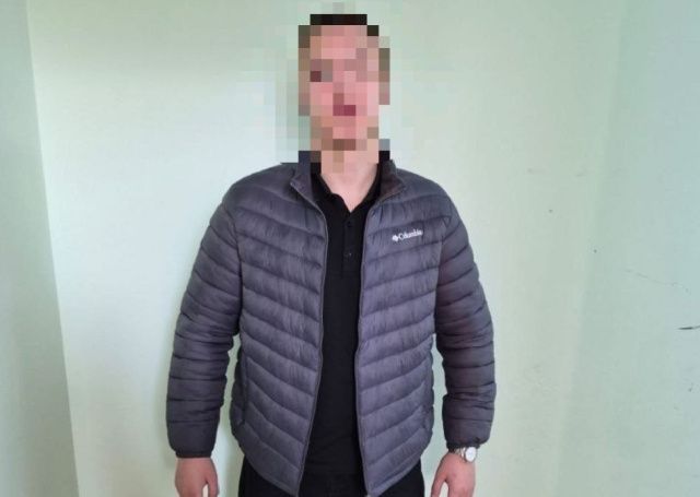 16-летний житель Якутска обманул флористов на 50 тысяч рублей фейковыми чеками, чтобы дарить цветы девушке