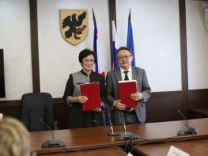 Окружная администрация Якутска и Национальный центр аудиовизуального наследия народов Якутии подписали соглашение о сотрудничестве