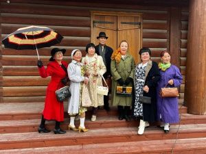 В Якутске прошел прошел конкурс ретро костюмов