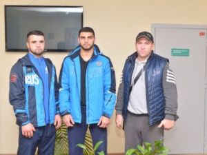 Негостеприимный прием:  Тюменских боксеров оставили без квартиры