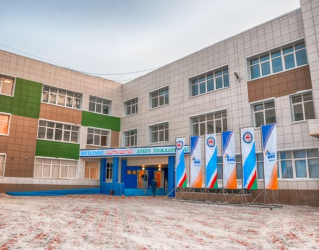 Айсен Николаев опроверг информацию по якутской школе «Айыы Кыhата» в 203 микрорайоне