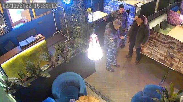 Охранник, обвиненный в смерти полковника полиции, отсудил компенсацию за незаконное привлечение к уголовной ответственности