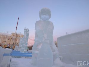 Искусство из снега и льда: зимние скульпторы соревнуются в Якутске за звание лучшего