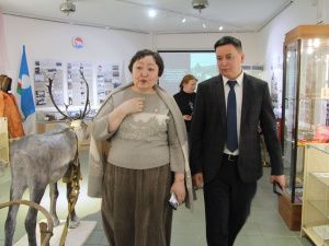 Владислав Левочкин принял участие в открытии выставки Нижнеколымского района в Якутском музее 