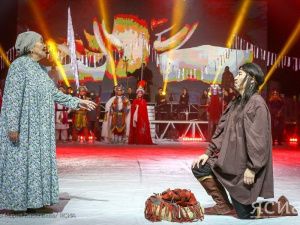 Театрализованное представление «Триумф Ойунского»: как это было