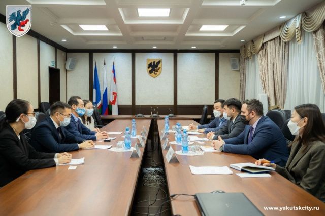 Евгений Григорьев встретился с руководителем представительства «Хоккайдо Банк, Лтд» во Владивостоке