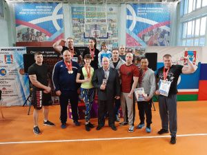 Спорт и труд рядом идут