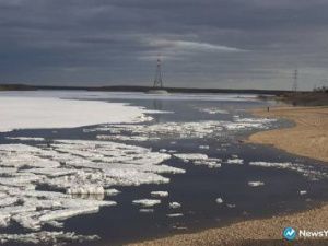 Возле Якутска наблюдается густой ледоход