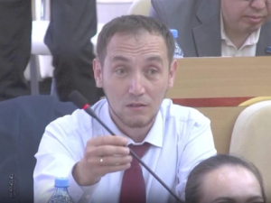 Житель Якутска прокомментировал пост признанного иноагентом экс-депутата Якутии Иванова* и получил штраф