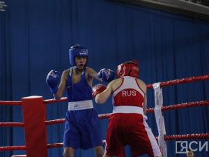 В третий день турнира Артура Пахомова сразятся одиннадцать боксёров из Якутии