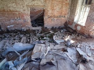 В Якутске призвали закрыть доступ к заброшенным зданиям