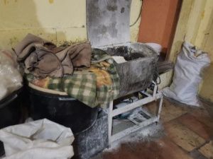 Операция «Нелегальный мигрант» в Якутске: В гараже обнаружено производство хлебобулочных изделий с нарушением всех санитарных норм