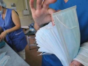 "Мы делаем это не от хорошей жизни", - Айсен Николаев о закупке медицинских масок из Китая