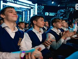 Олимпийский чемпион, космонавт и блогер: знаменитости приедут в Якутск на марафон «Знание.Первые»