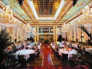 Якутское постпредство в Москве» погуляло в шикарном ресторане гостиницы «Метрополь» на 893 200,00