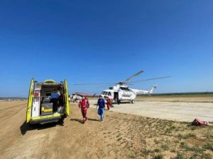 Возобновлены поиски вертолета Robinson