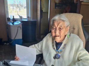 Фотофакт: самая пожилая жительница Якутии исполнила свой гражданский долг