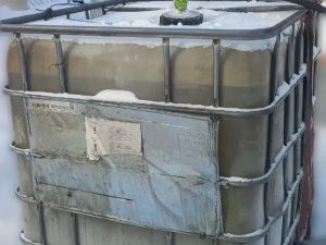 Водитель в Вилюйском районе сливал дизтопливо в 1000-литровые емкости и продавал местным жителям