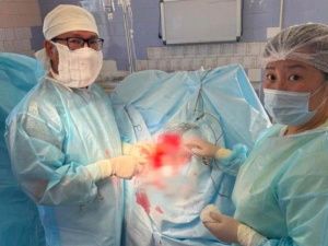 Врачи спасли жизнь: В Якутии молодому человеку молотком проломили череп