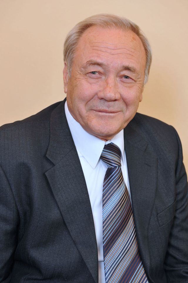 Президент России наградил полномочного представителя генерального директора РТРС в Дальневосточном федеральном округе Орденом Александра Невского